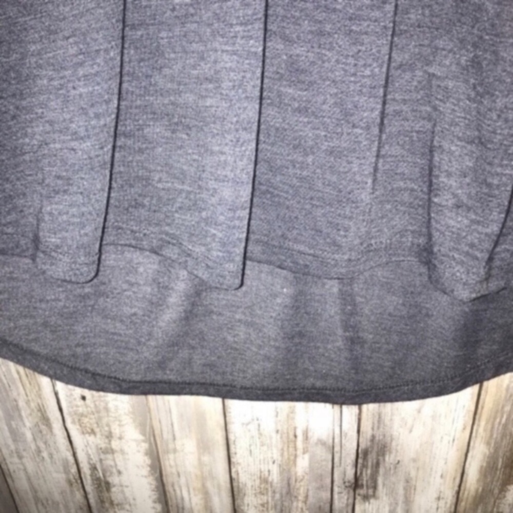 NWT Auburn High Low Tank - Picture 4 of 6